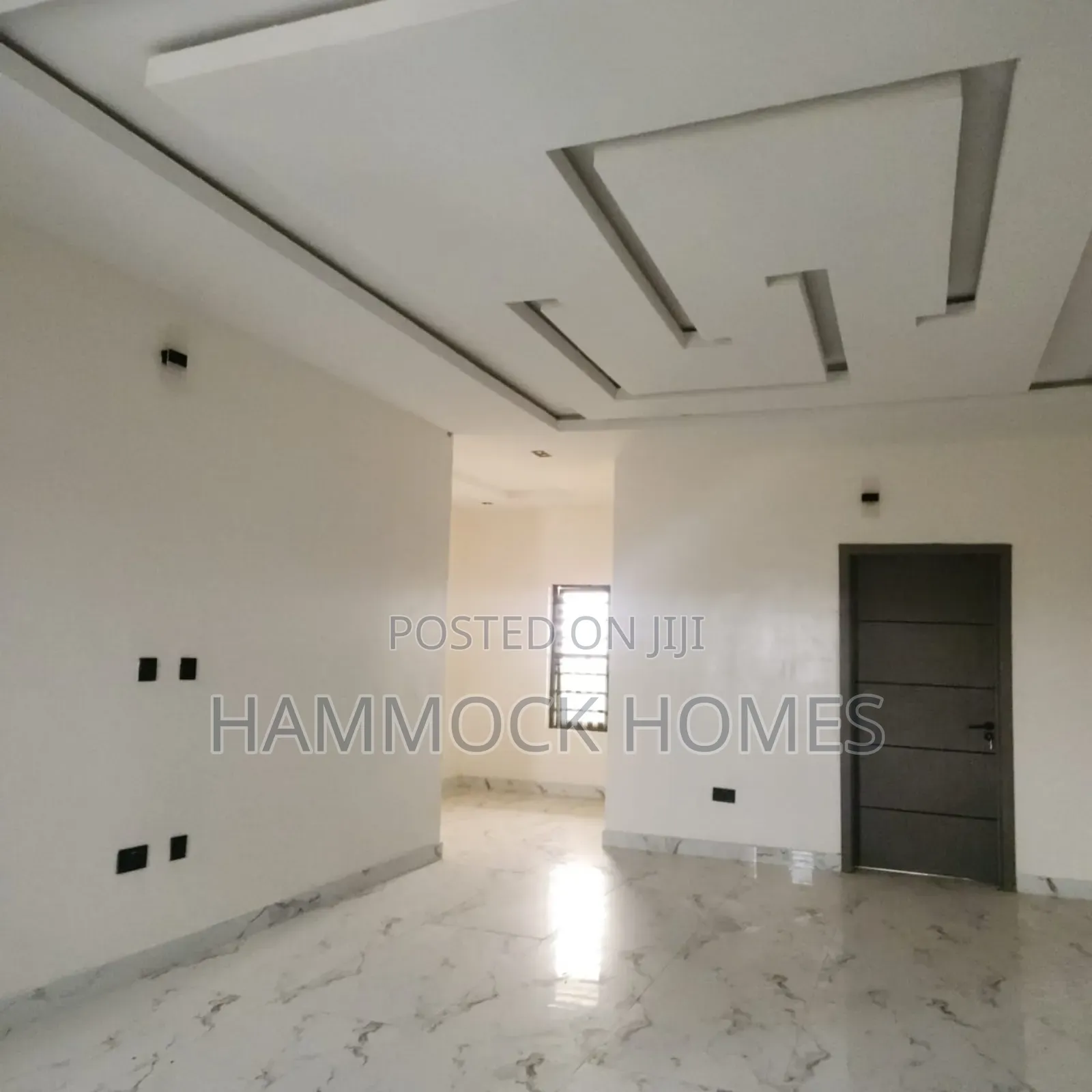 3bdrm Block of Flats in Kolapo Ishola Gra, Akobo for rent