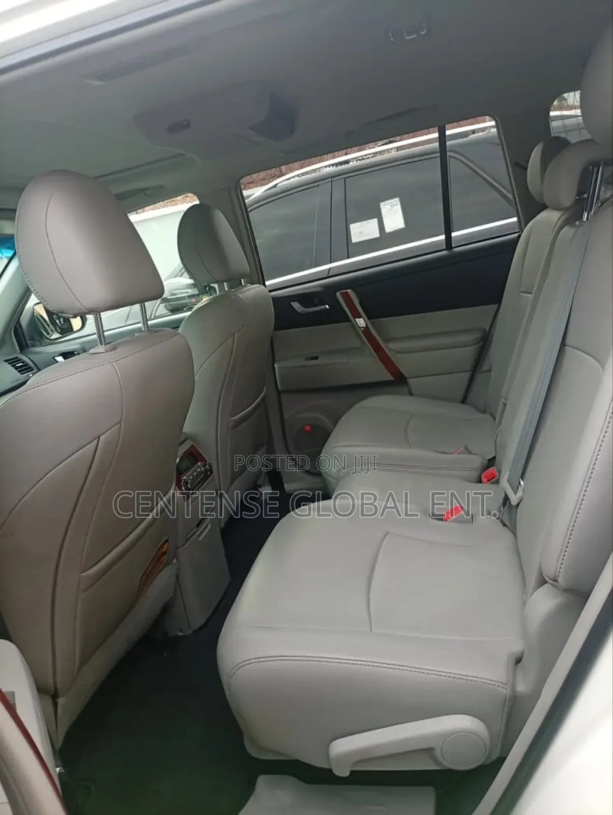 Toyota Highlander Limited 3.5l 4WD 2013 White