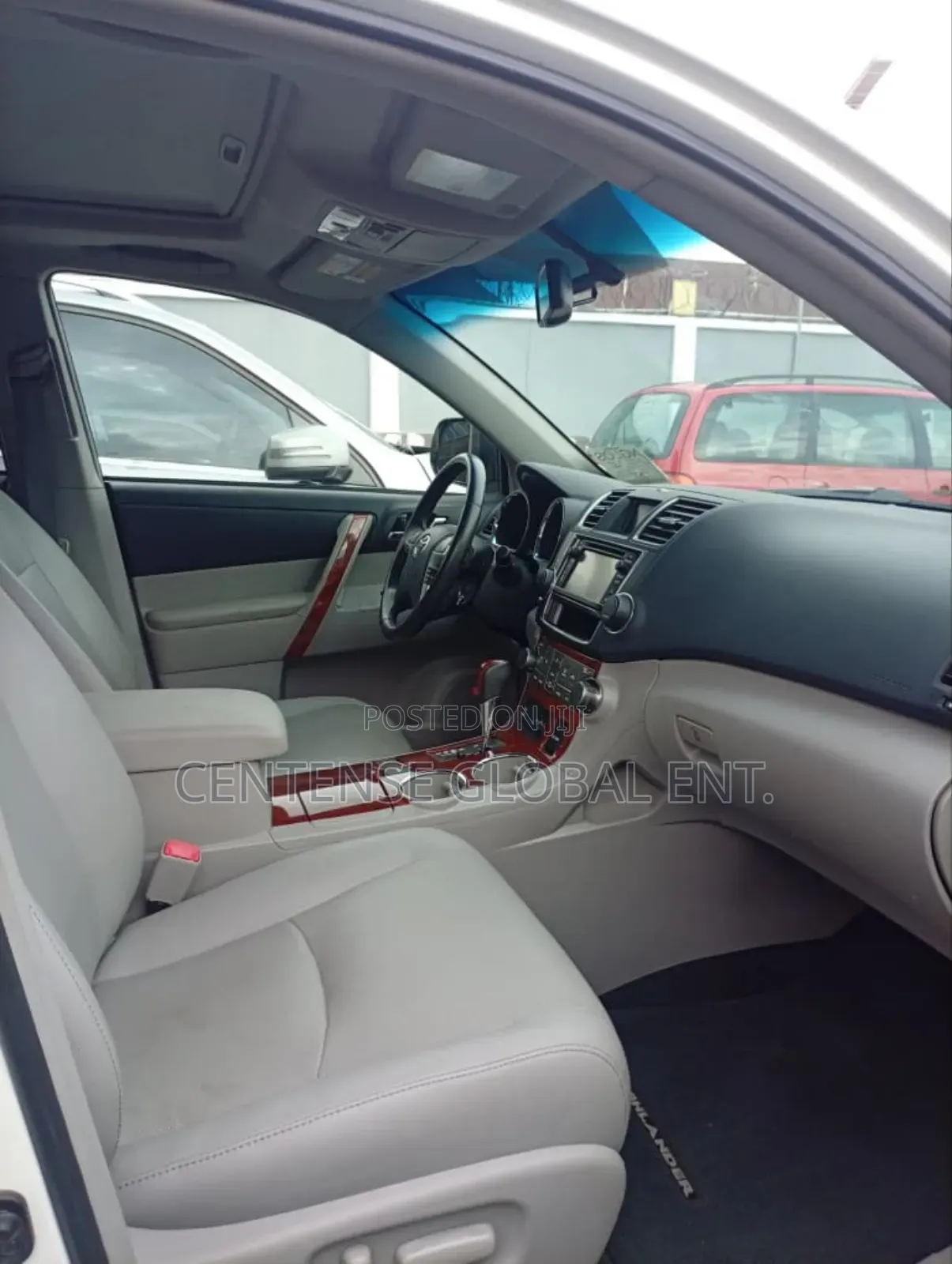 Toyota Highlander Limited 3.5l 4WD 2013 White
