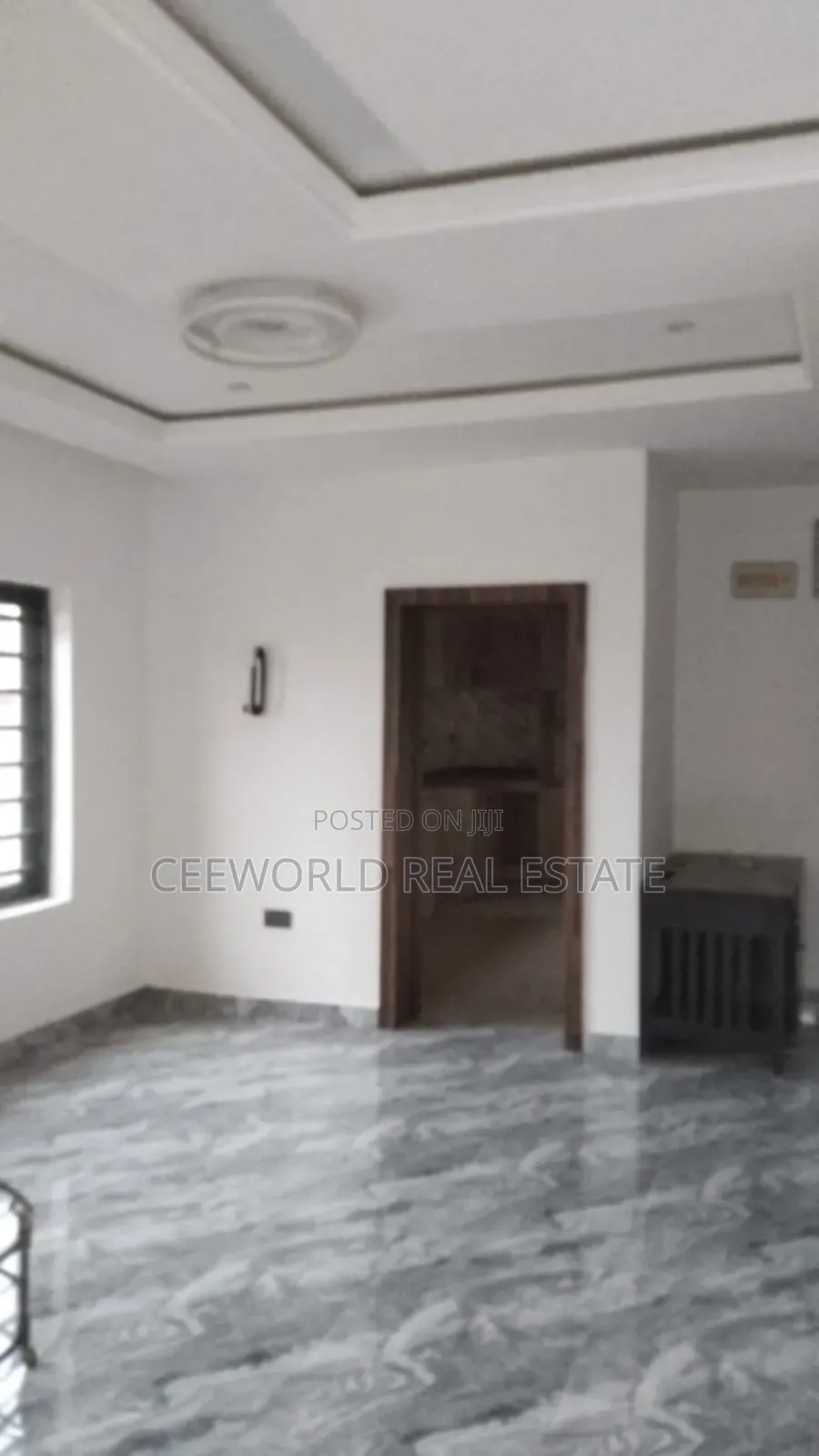 4bdrm Duplex in Agodi Gra for rent