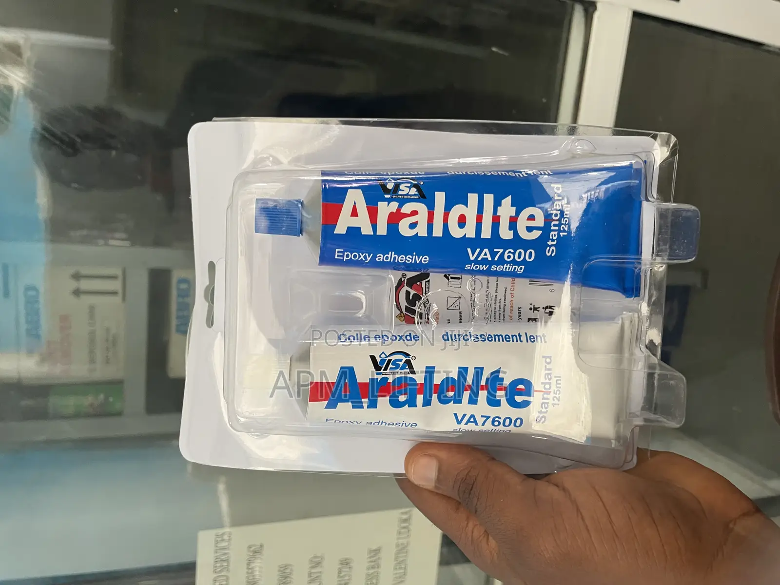 Araldite Va7600 Standard Epoxy Adhesive.