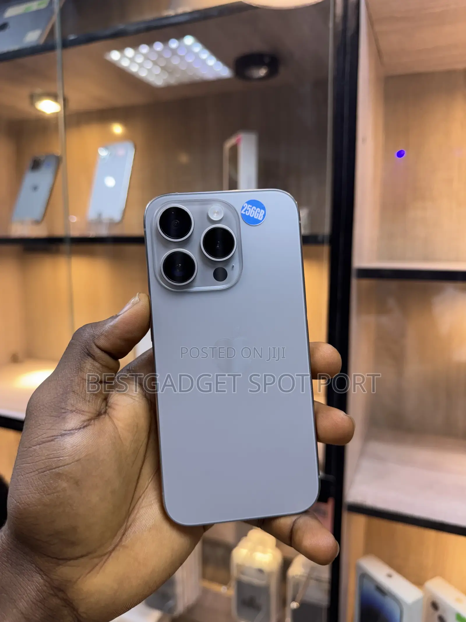 Apple iPhone 15 Pro 256 GB