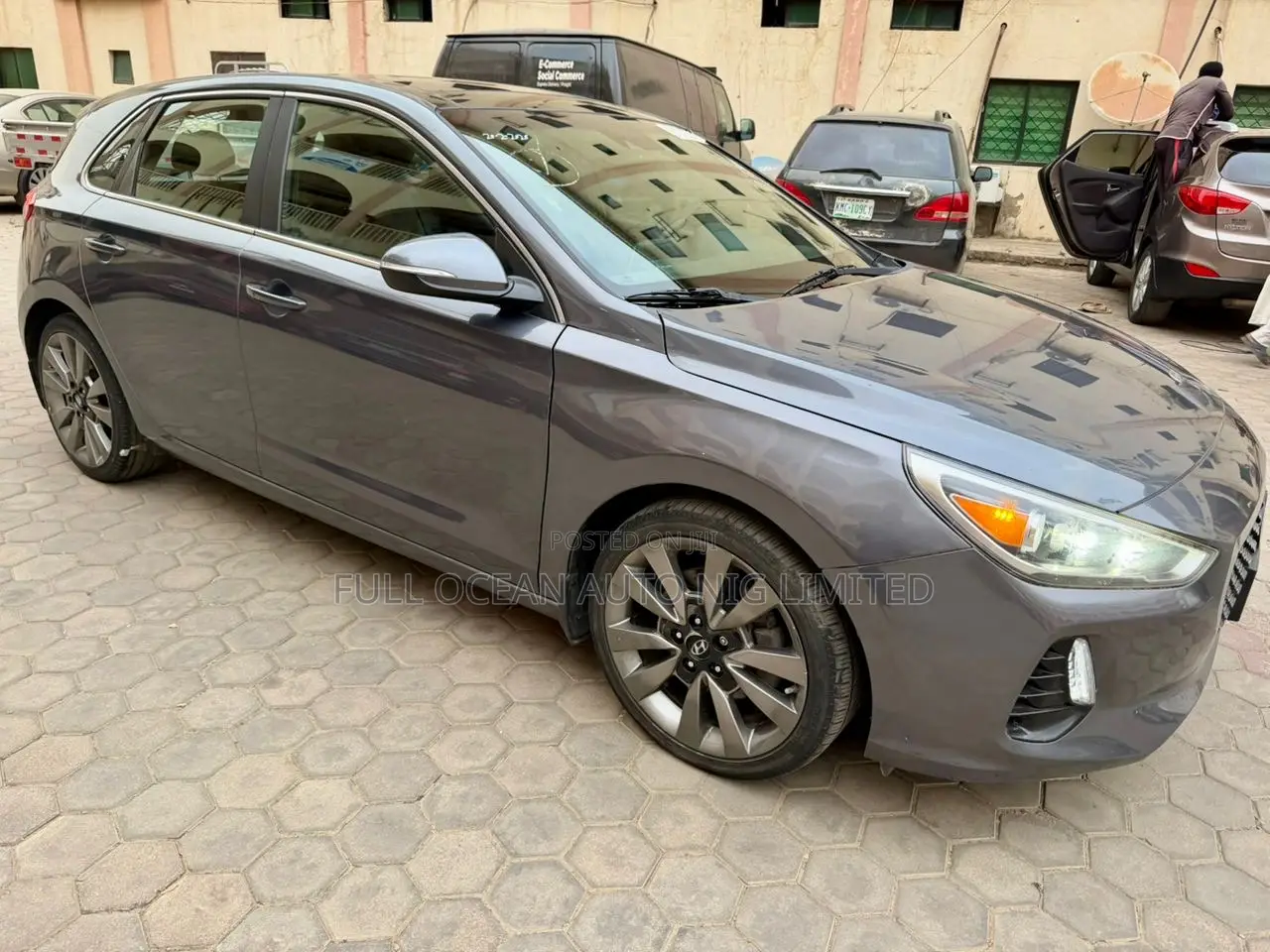 Hyundai Elantra Limited 2018 Gray