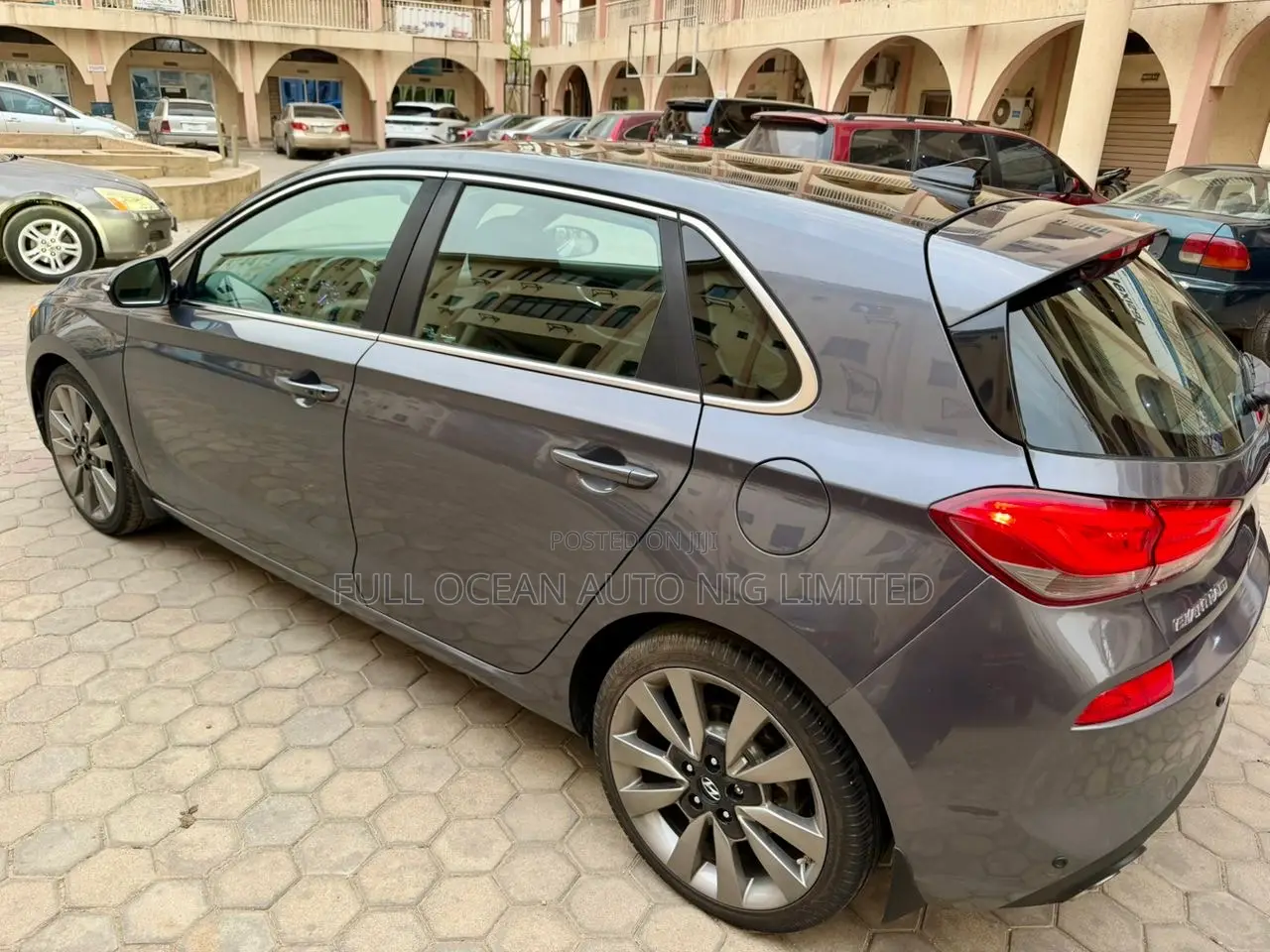 Hyundai Elantra Limited 2018 Gray