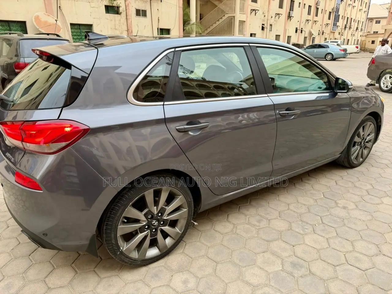 Hyundai Elantra Limited 2018 Gray