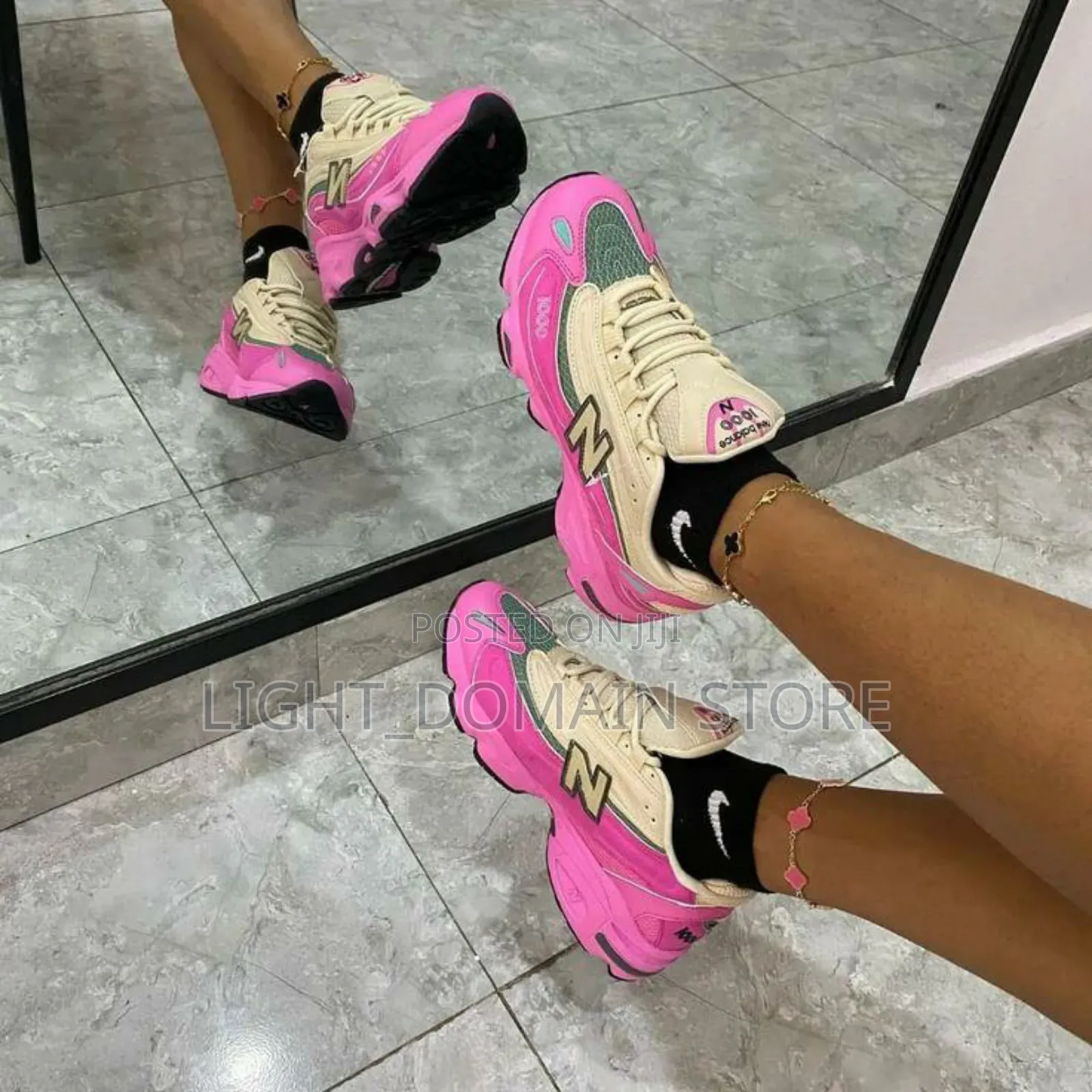 High Quality Nike Pink Color