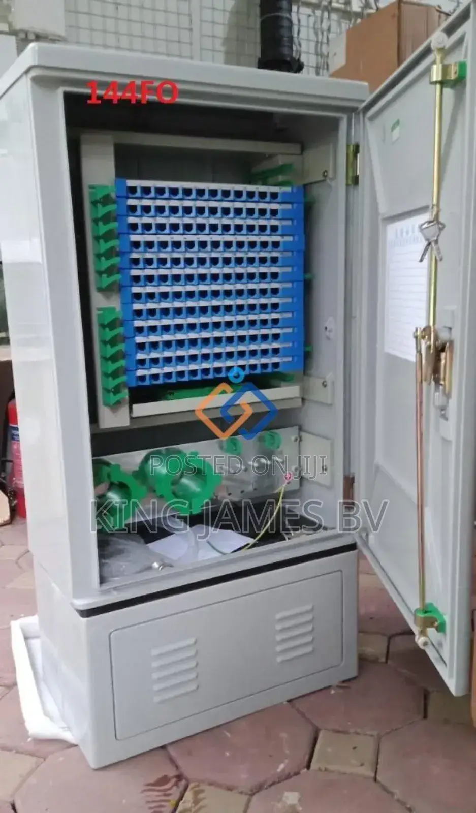 Fiber Optic Outdoor Cabinet