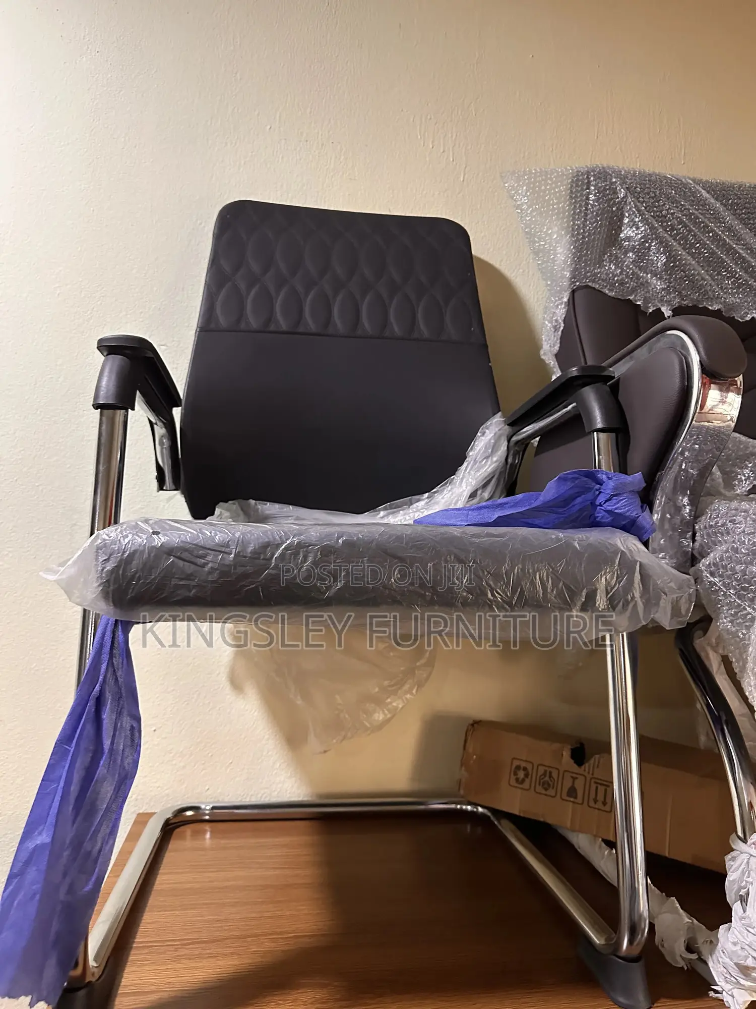 Executive Visitors Chair