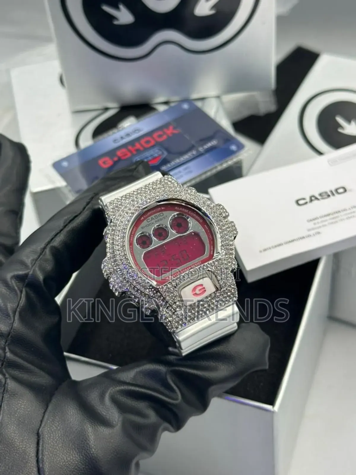 G-Shock Stone
Complete Package
Wristwatch