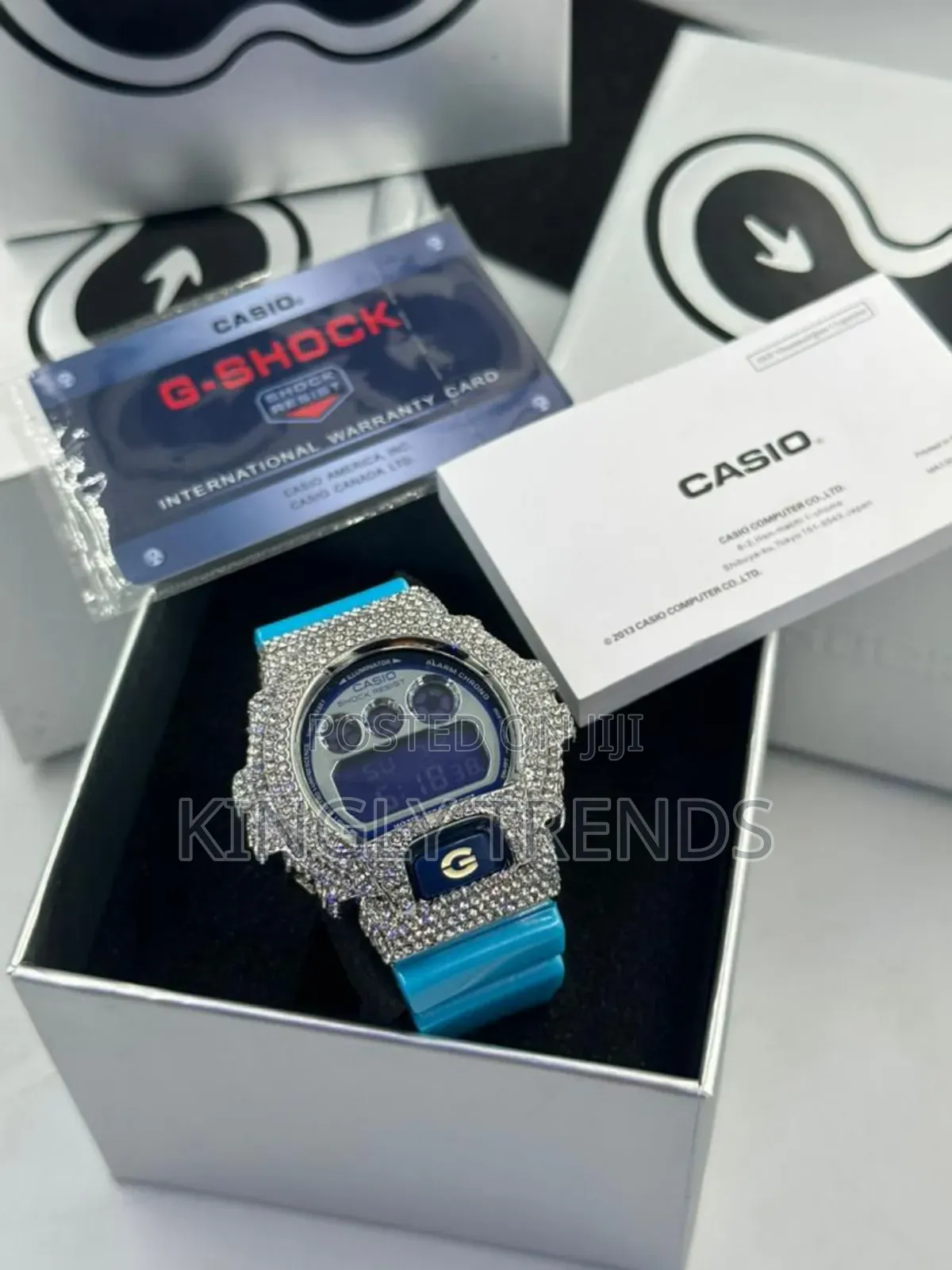 G-Shock Stone
Complete Package
Wristwatch