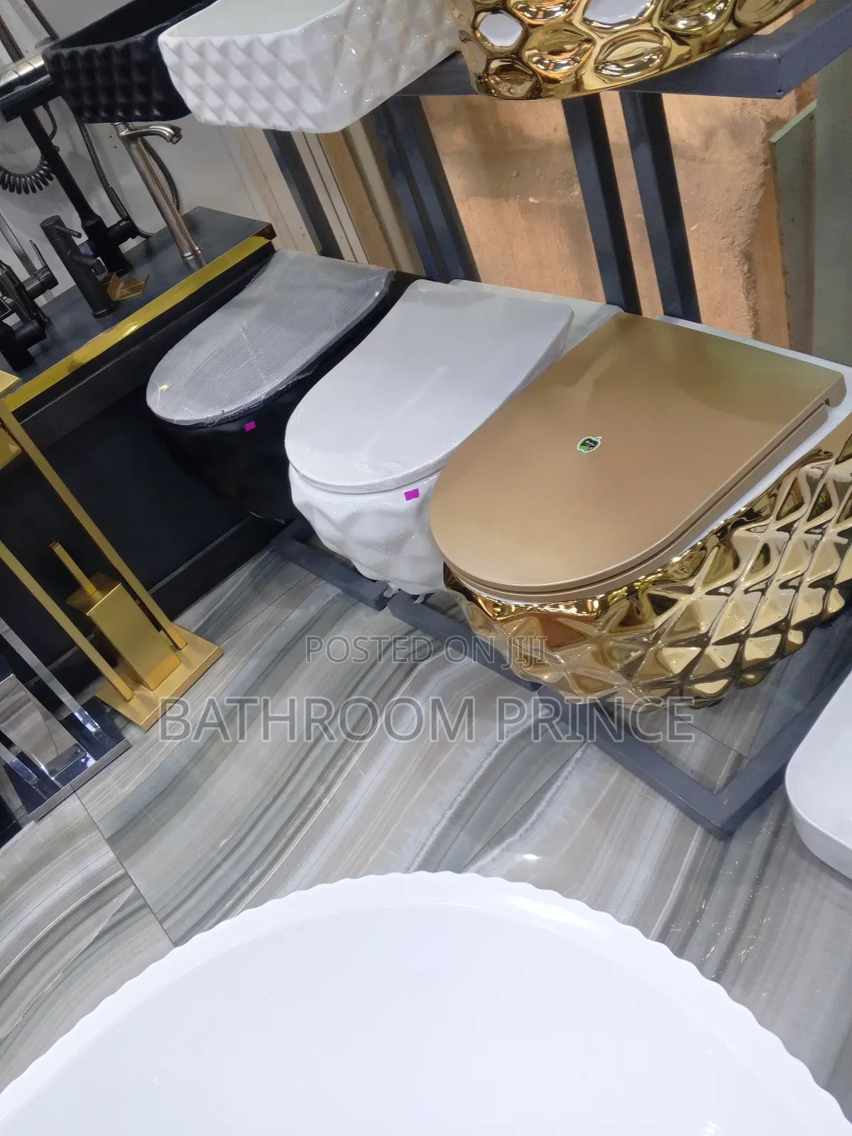 Luxury Gold Conceal Water Closet