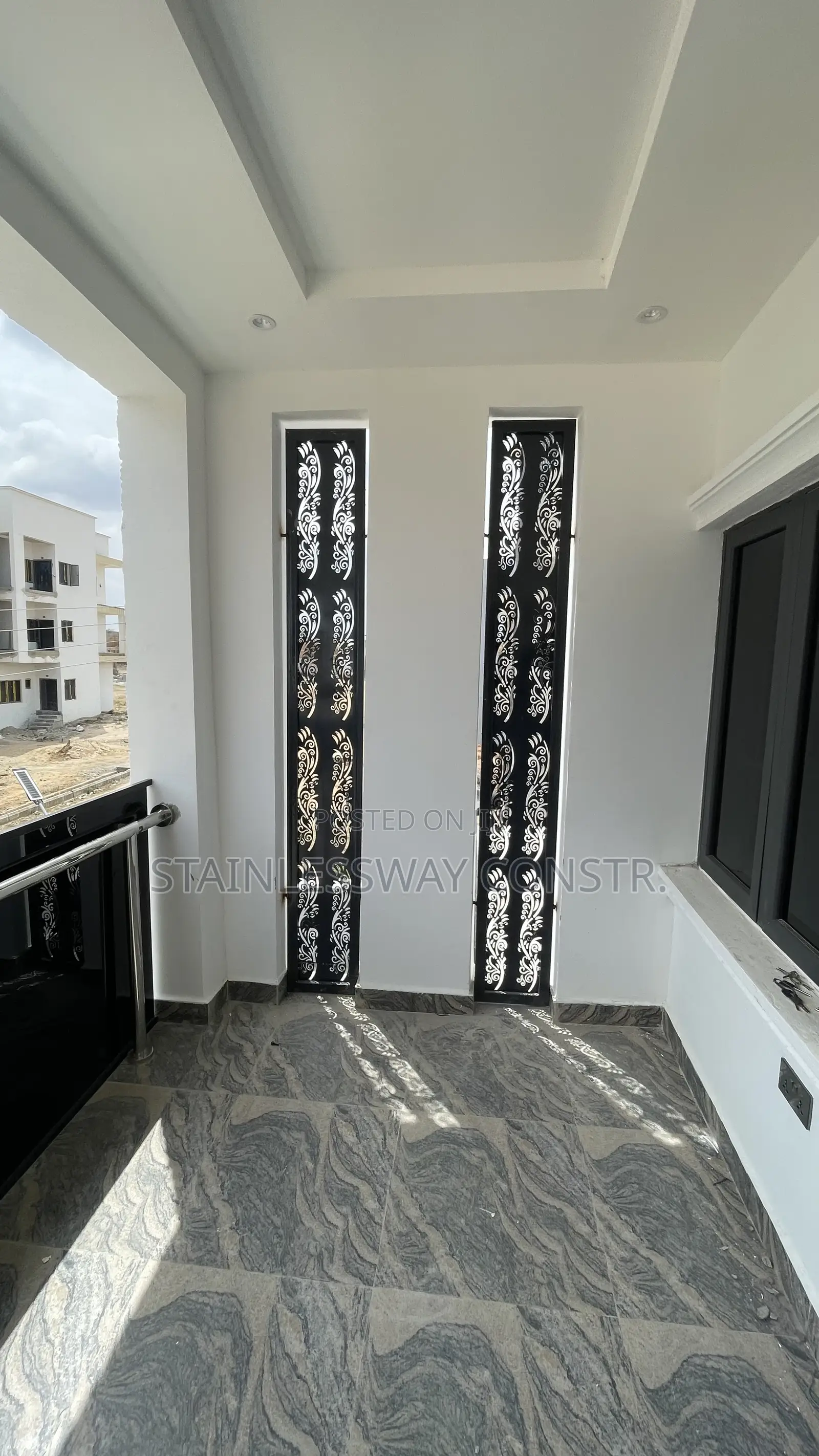 Lasercut Partition Balcony