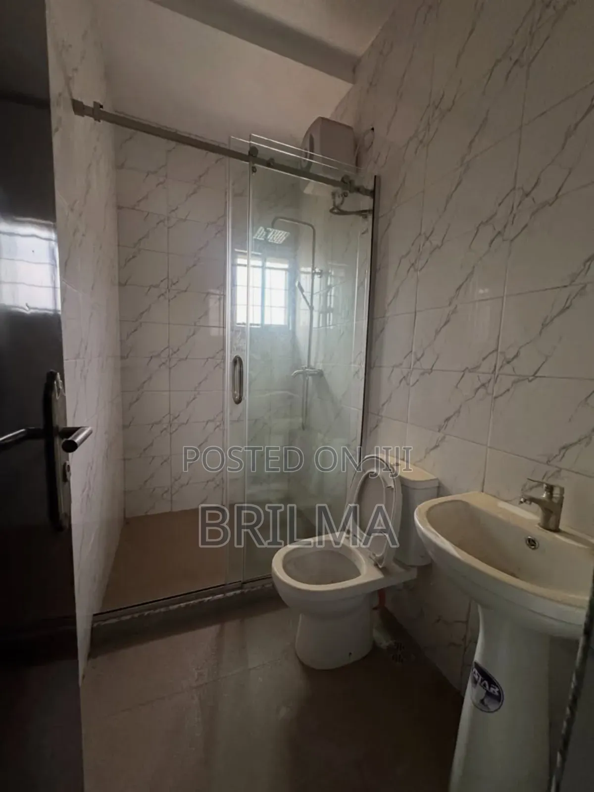 4bdrm Duplex in Life Camp for rent