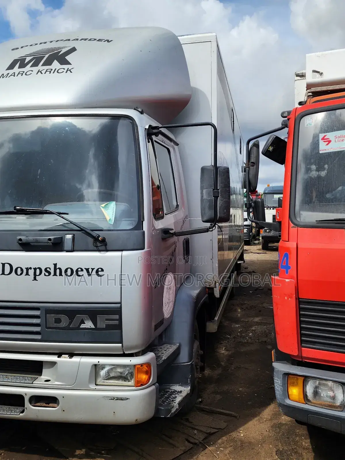 Super Clean Foreign Used Daf 55 Container Body Truck
