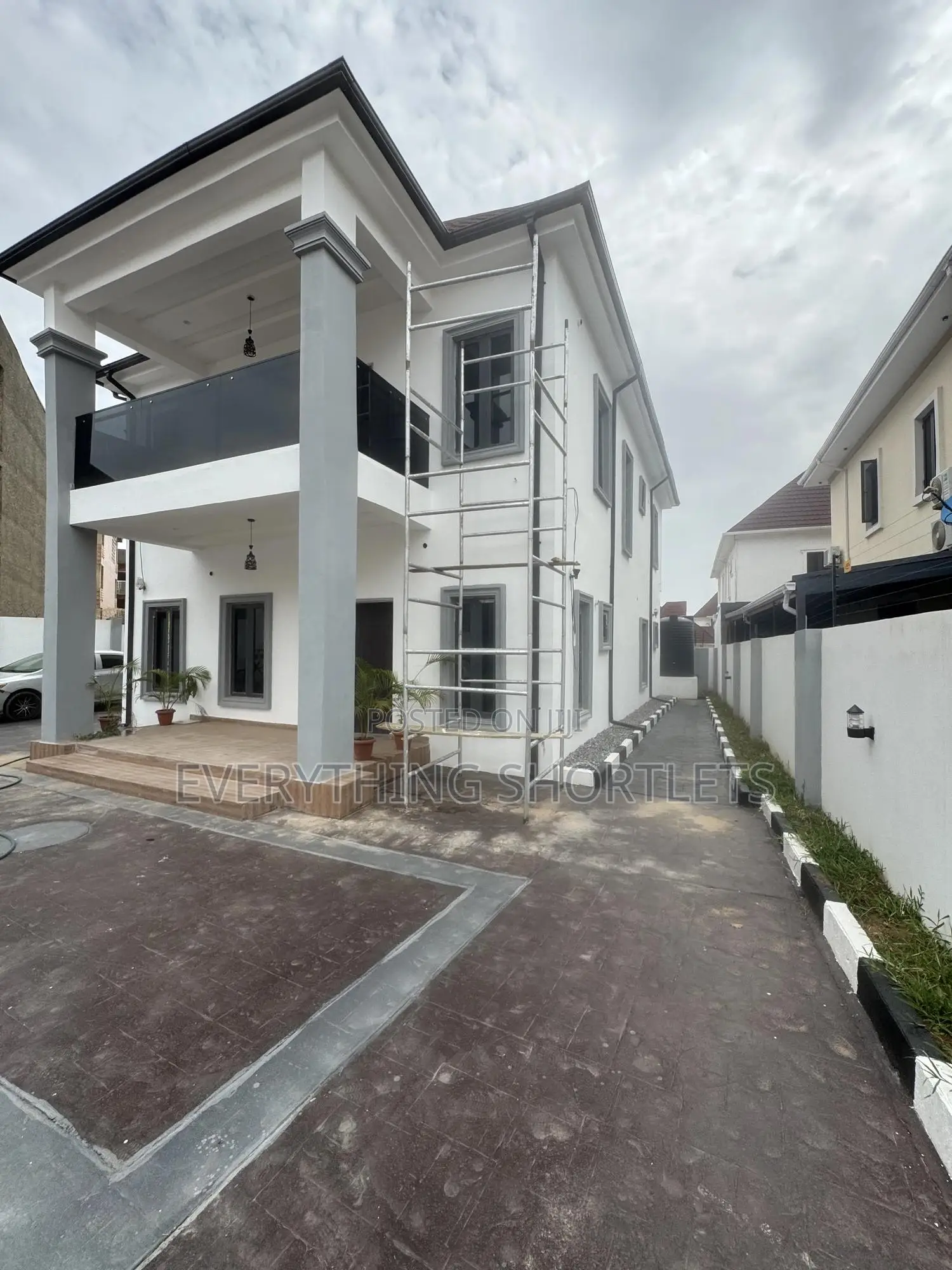 4bdrm Duplex in Lokogoma for sale