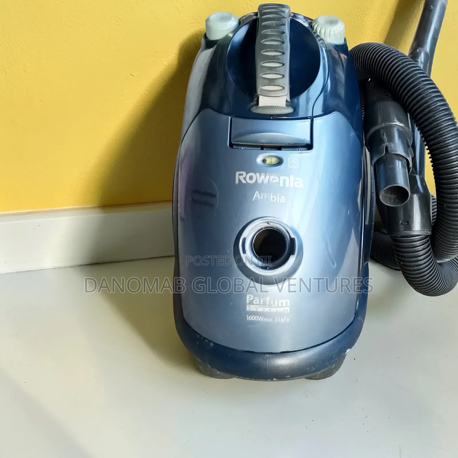 Standard Vacuum Cleaner for Intensive Cleaning