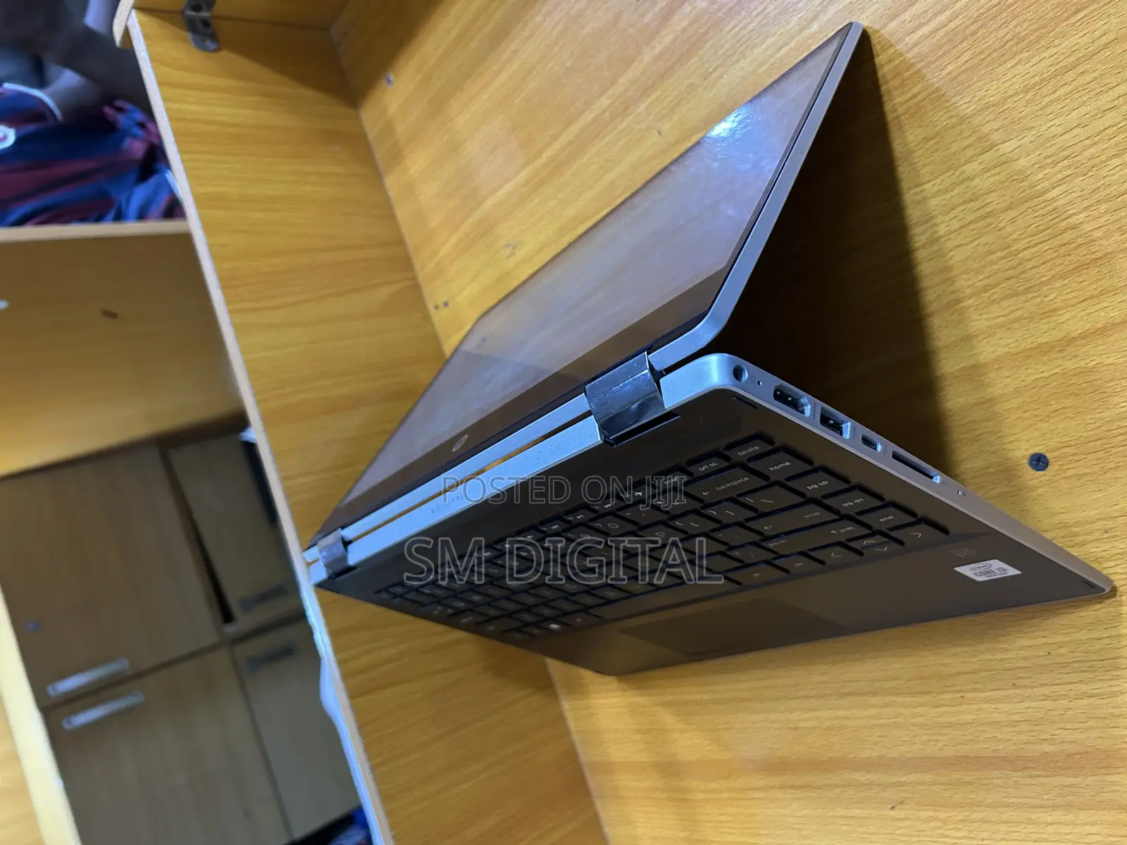 Laptop HP Pavilion 14 x360 2-in-1 8GB Intel Core i3 SSD 256GB