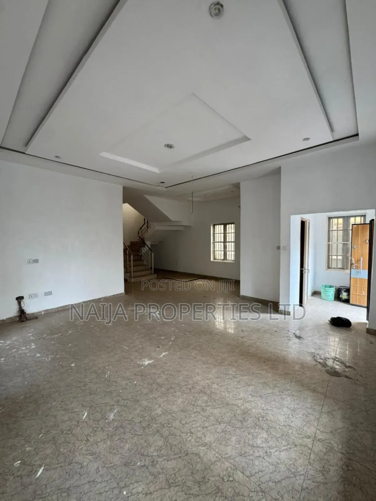 5bdrm Duplex in Agungi for rent