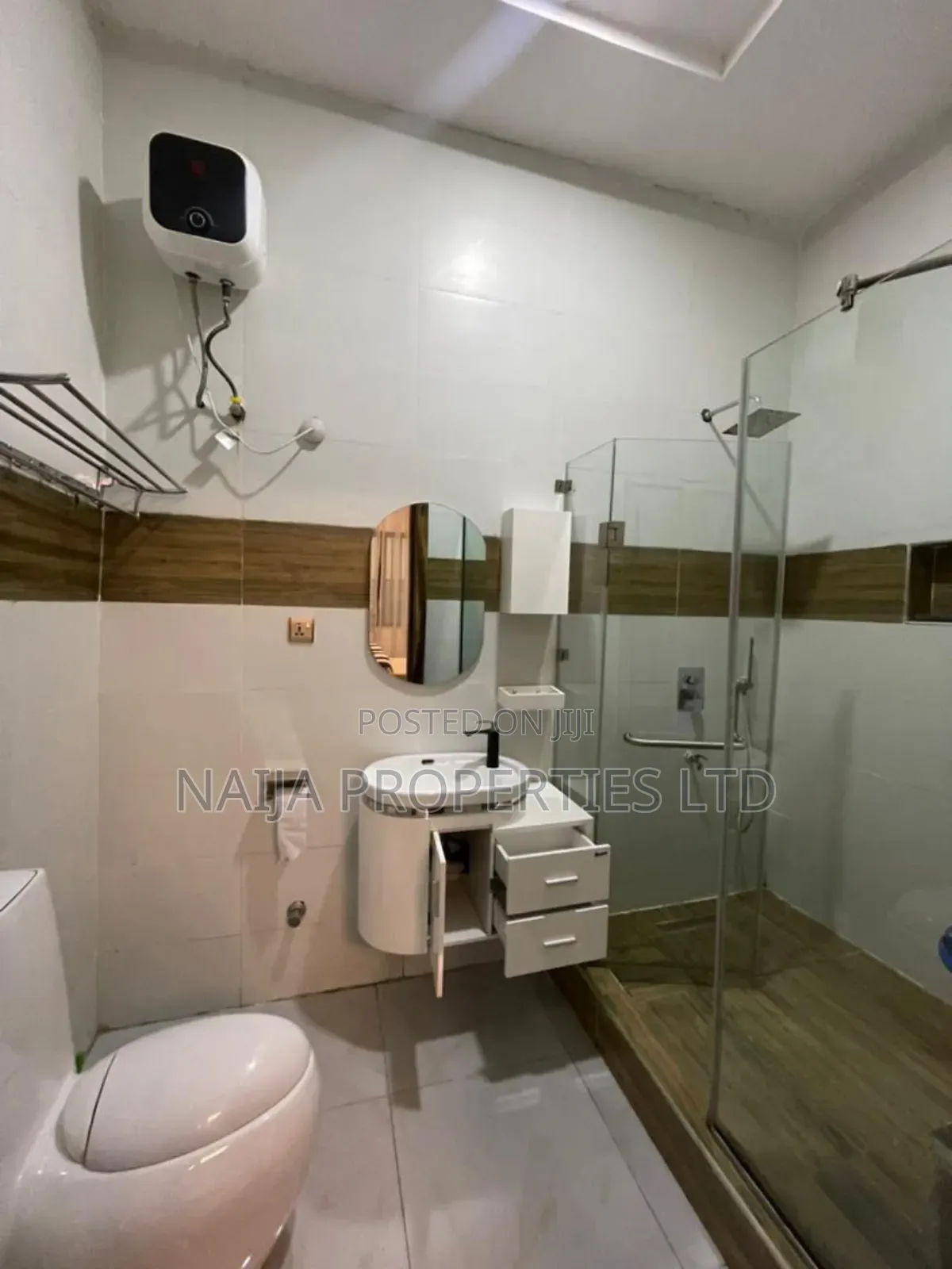 Furnished 2bdrm Apartment in Agungi for rent