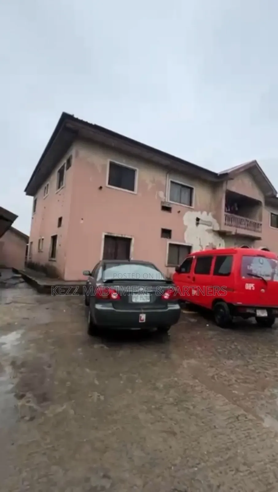 For Sale : Non Functional Apartment Hotel Near New Gra , Ph