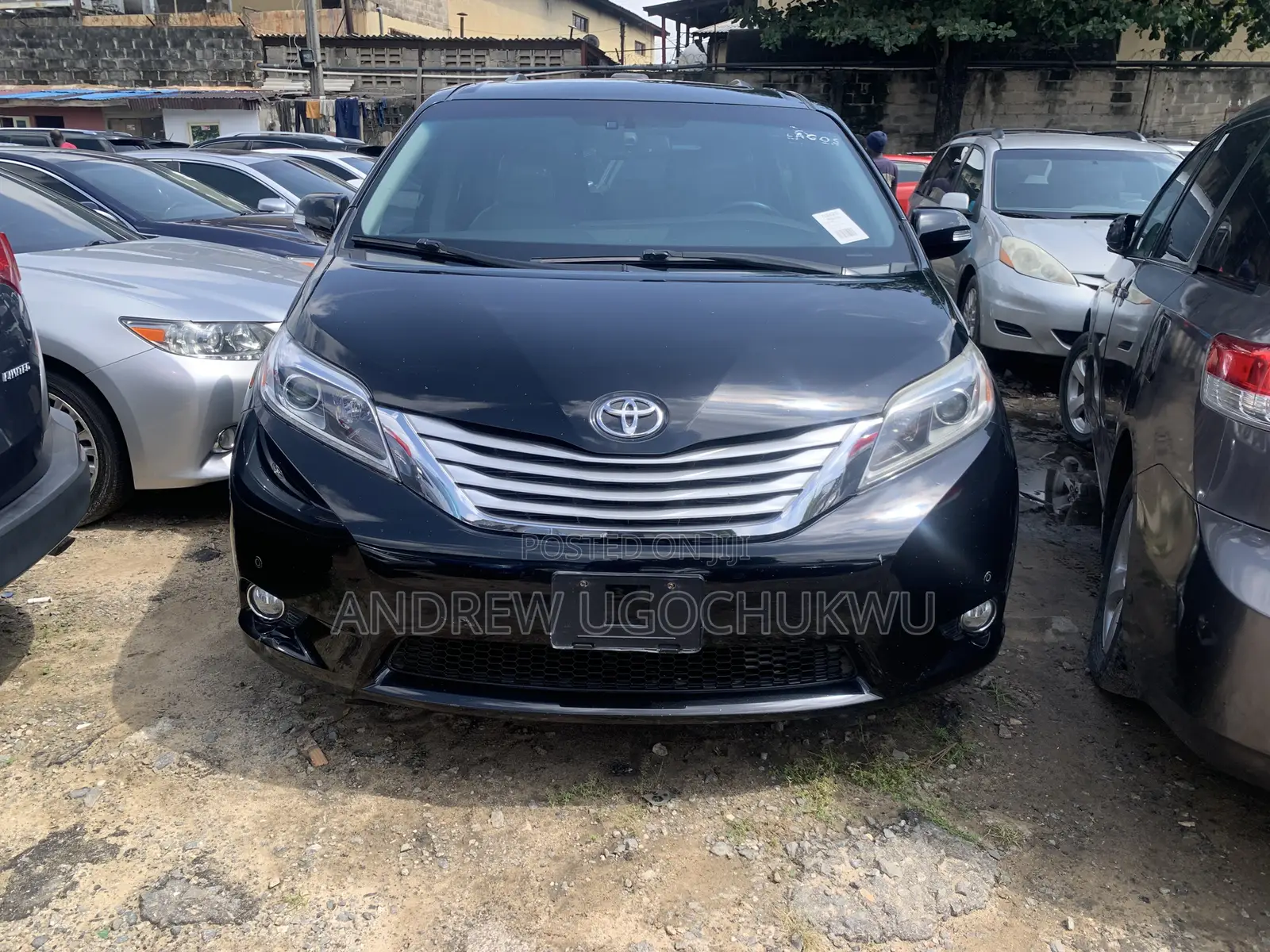 Toyota Sienna 2015 Black