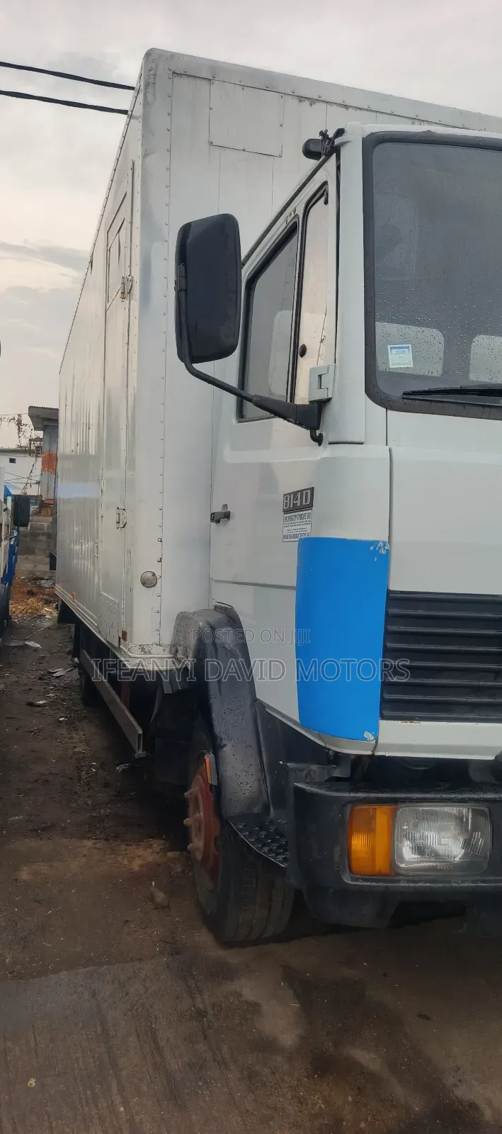 Mercedes Benz 814 Cover Body Tokunbo With Custom Paper