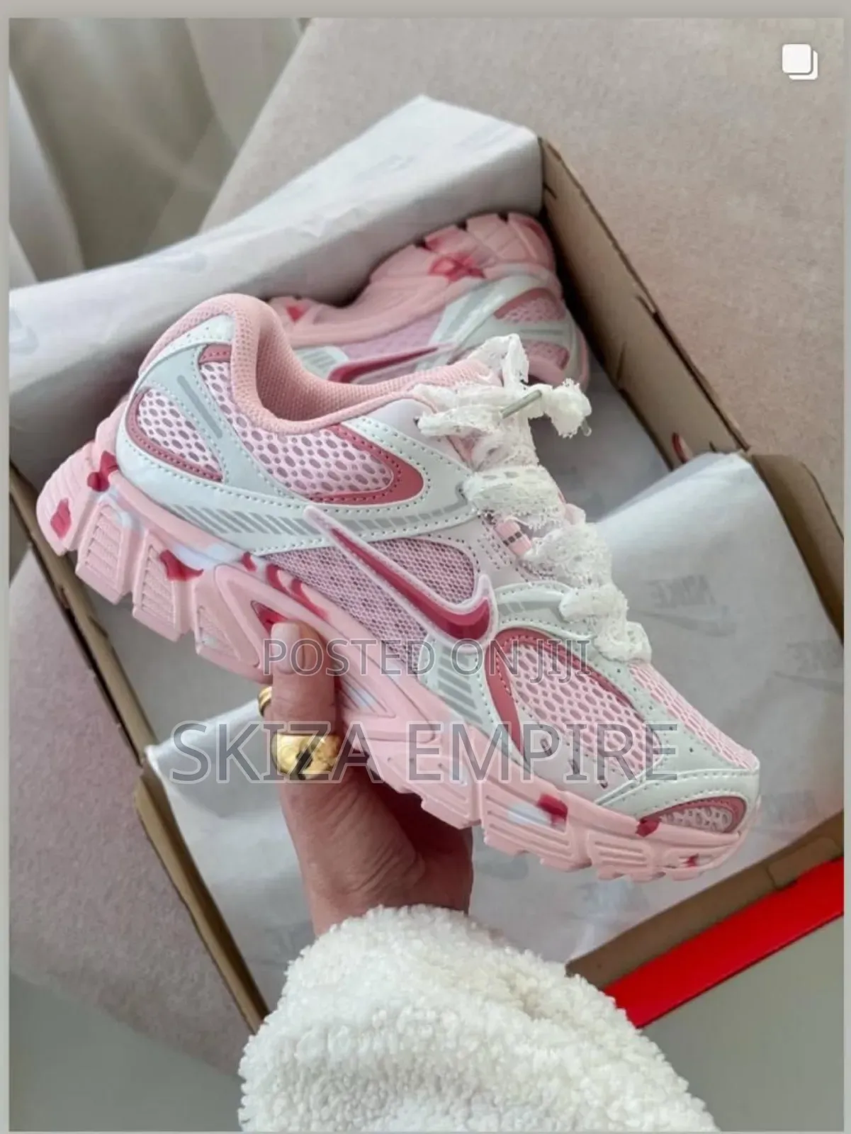 Nike V5 RNR Women's Shoes