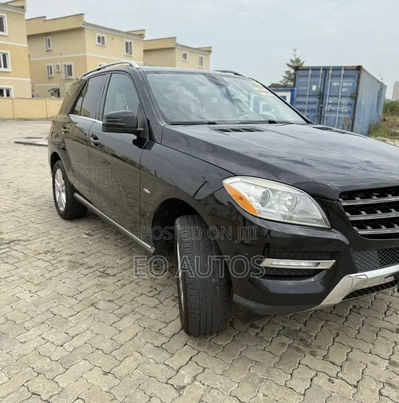 Mercedes-Benz M Class 2012 Black