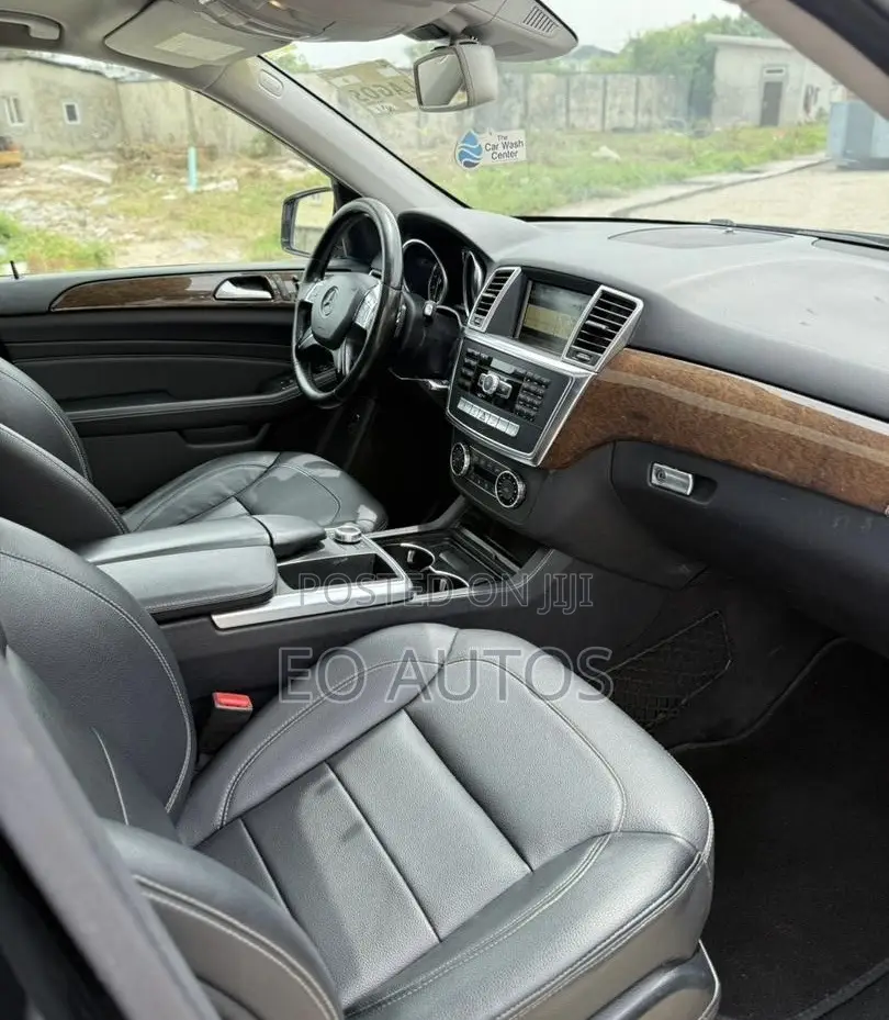 Mercedes-Benz M Class 2012 Black