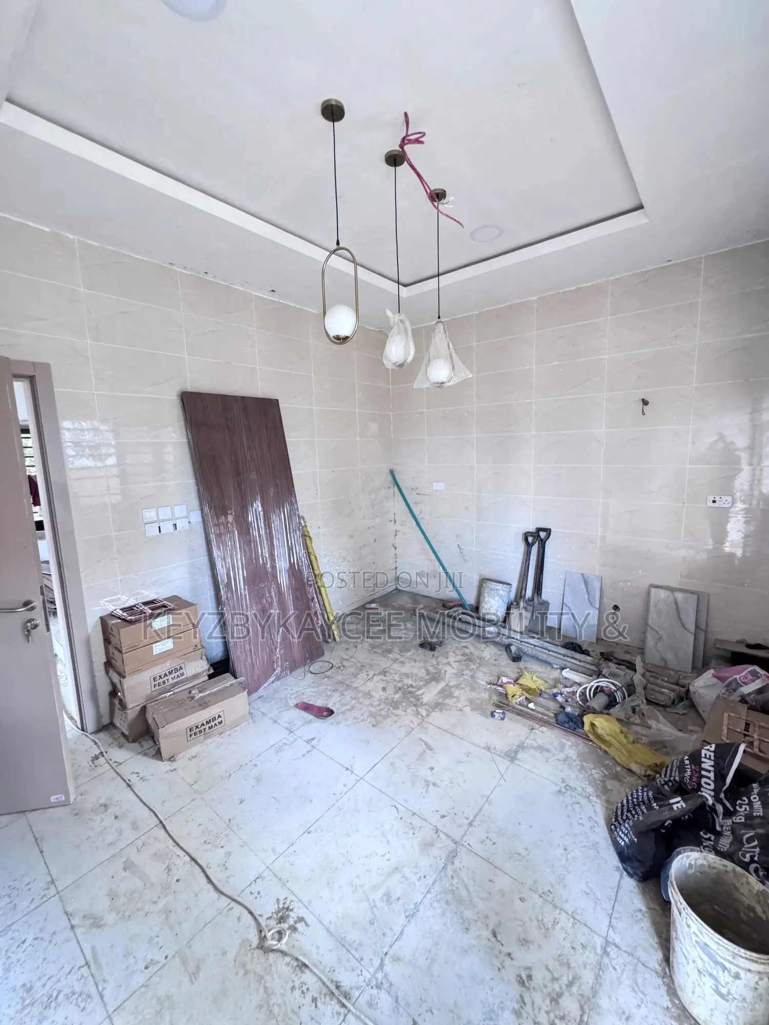 4bdrm Duplex in Surulere for sale