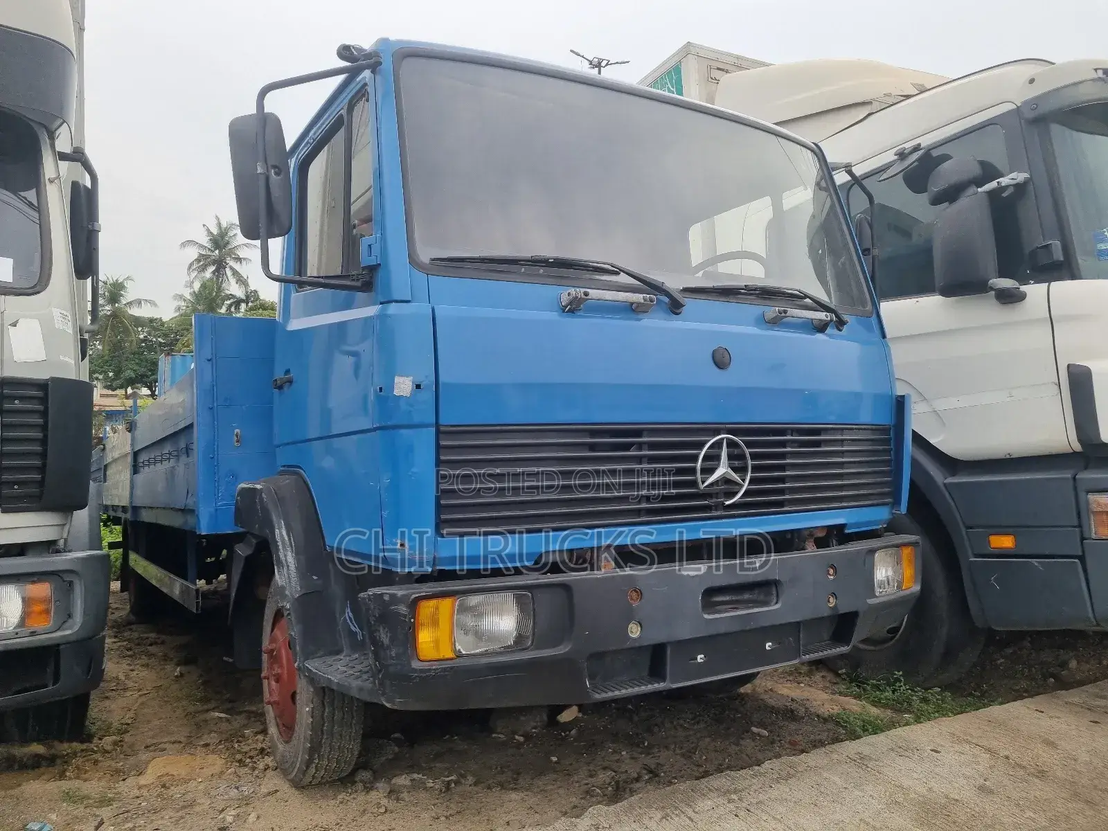 Mmercedes Benz 814 Pickup Truck 2001 Blue