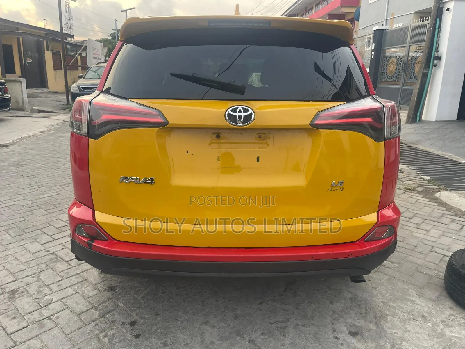 Toyota RAV4 LE AWD (2.5L 4cyl 6A) 2016 Red