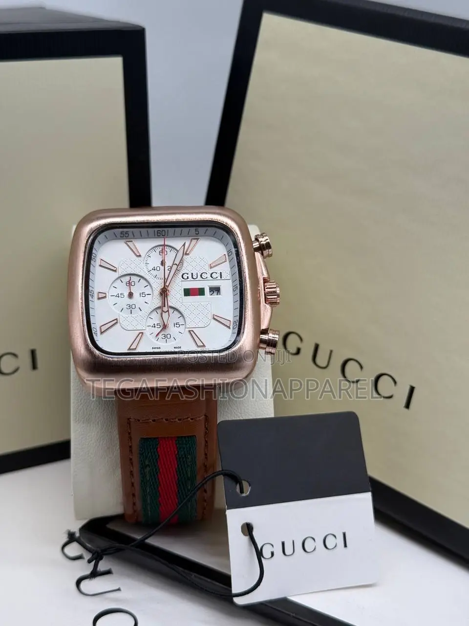 Gucci Chronographic Genuine Leather Wristwatch