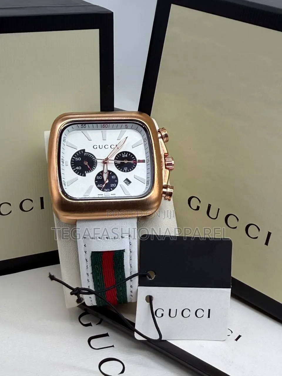 Gucci Chronographic Genuine Leather Wristwatch