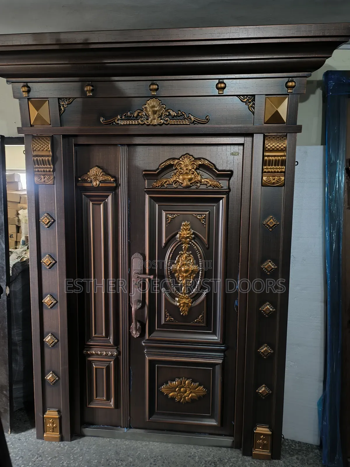 Cooper Ark and Pillar Door