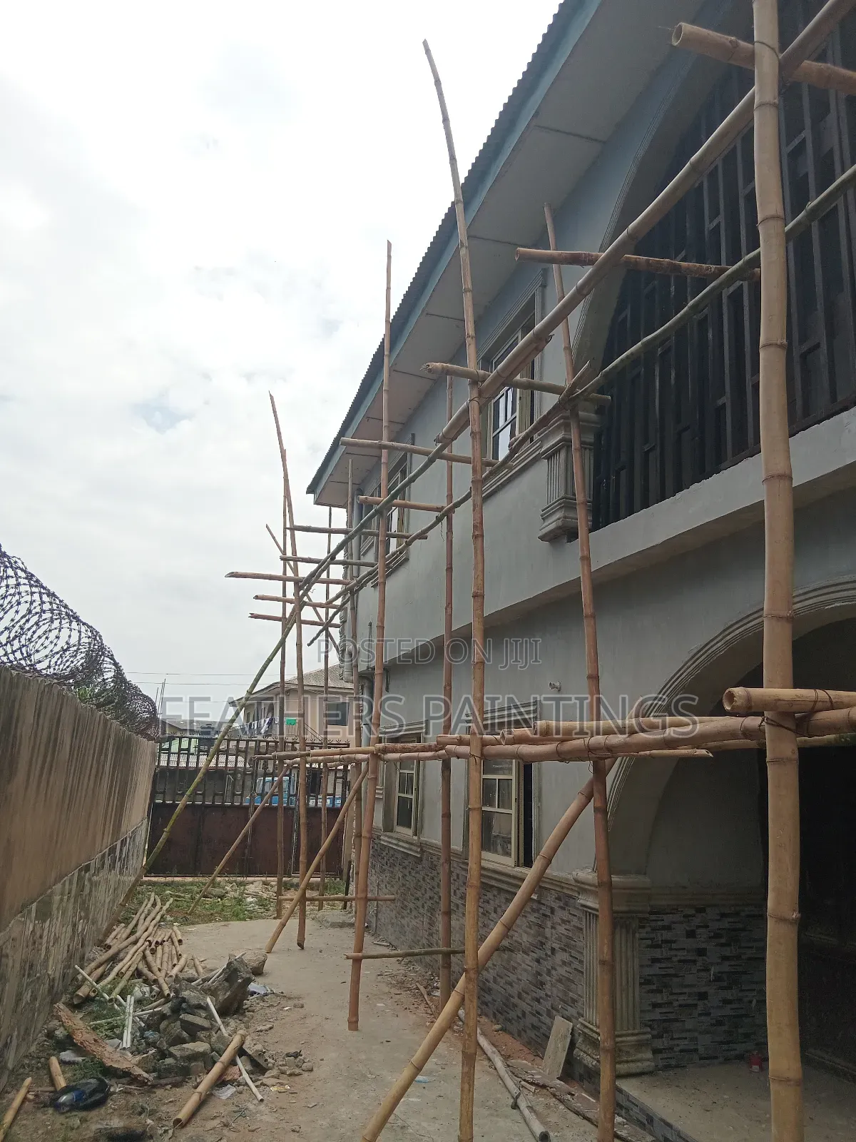 Exterior Wall Screeding and Painting in Lagos