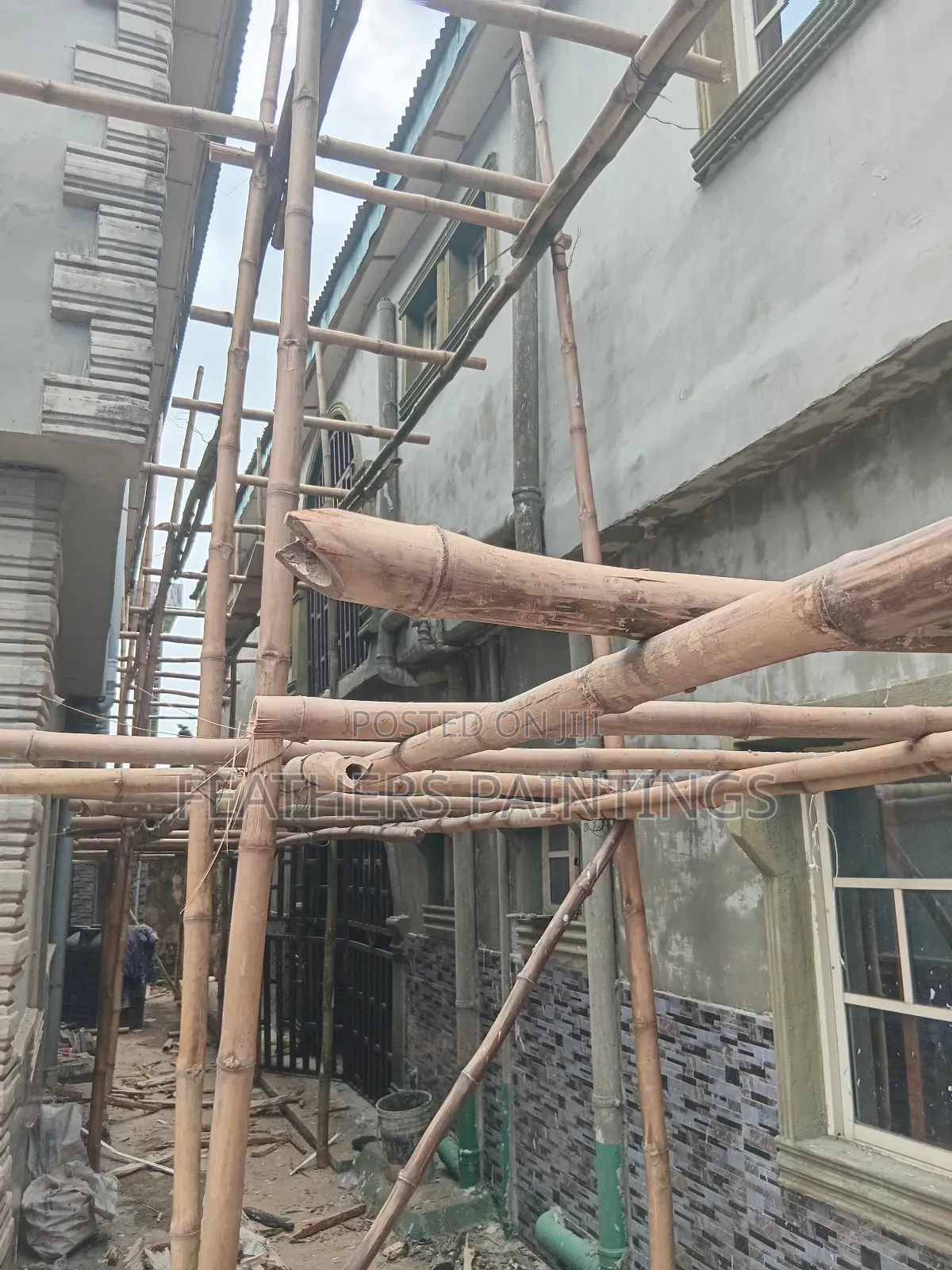 Exterior Wall Screeding and Painting in Lagos