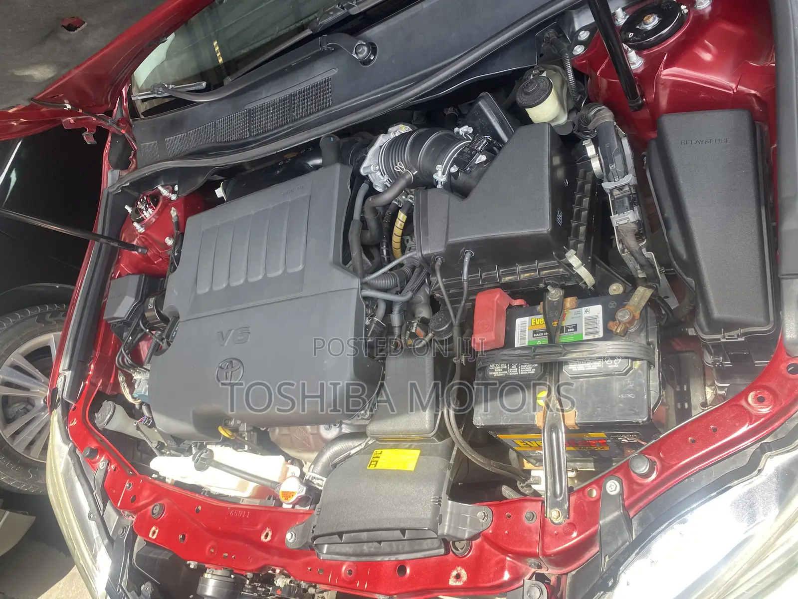Toyota Camry XLE V6 4dr Sedan (3.6L 6cyl 6A) 2016 Red
