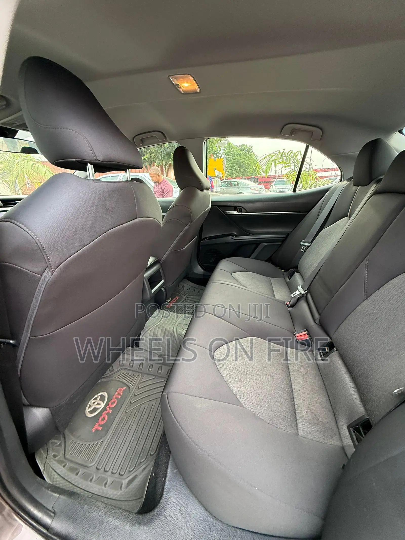 Toyota Camry LE FWD 2020 Black