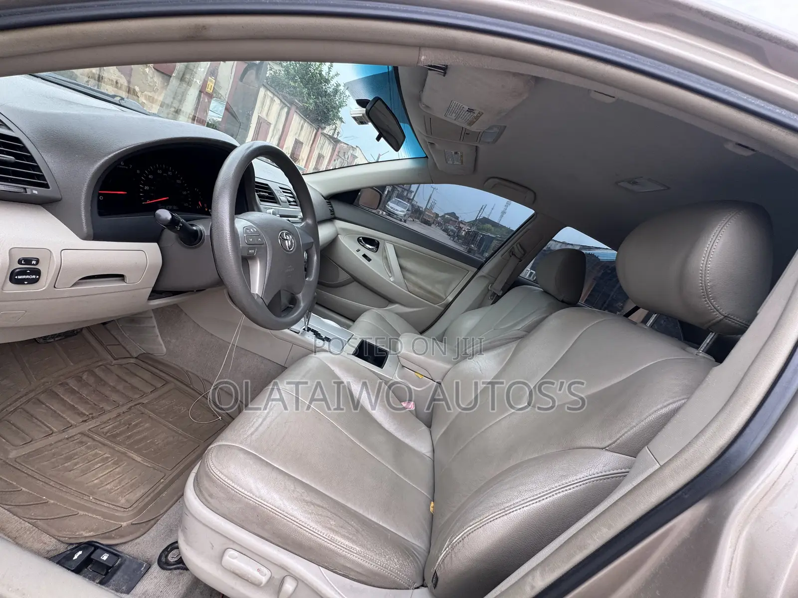 Toyota Camry LE 4dr Sedan (2.4L 4cyl 5A) 2007 Gold