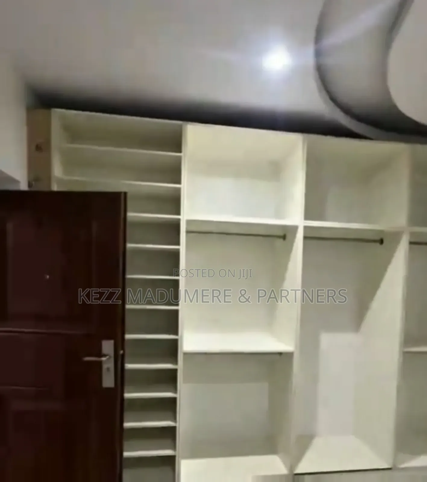 4bdrm Duplex in Golf Estate, Dr, New Layout for rent