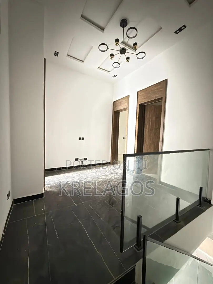 3bdrm Duplex in Ajah, Ikota for sale