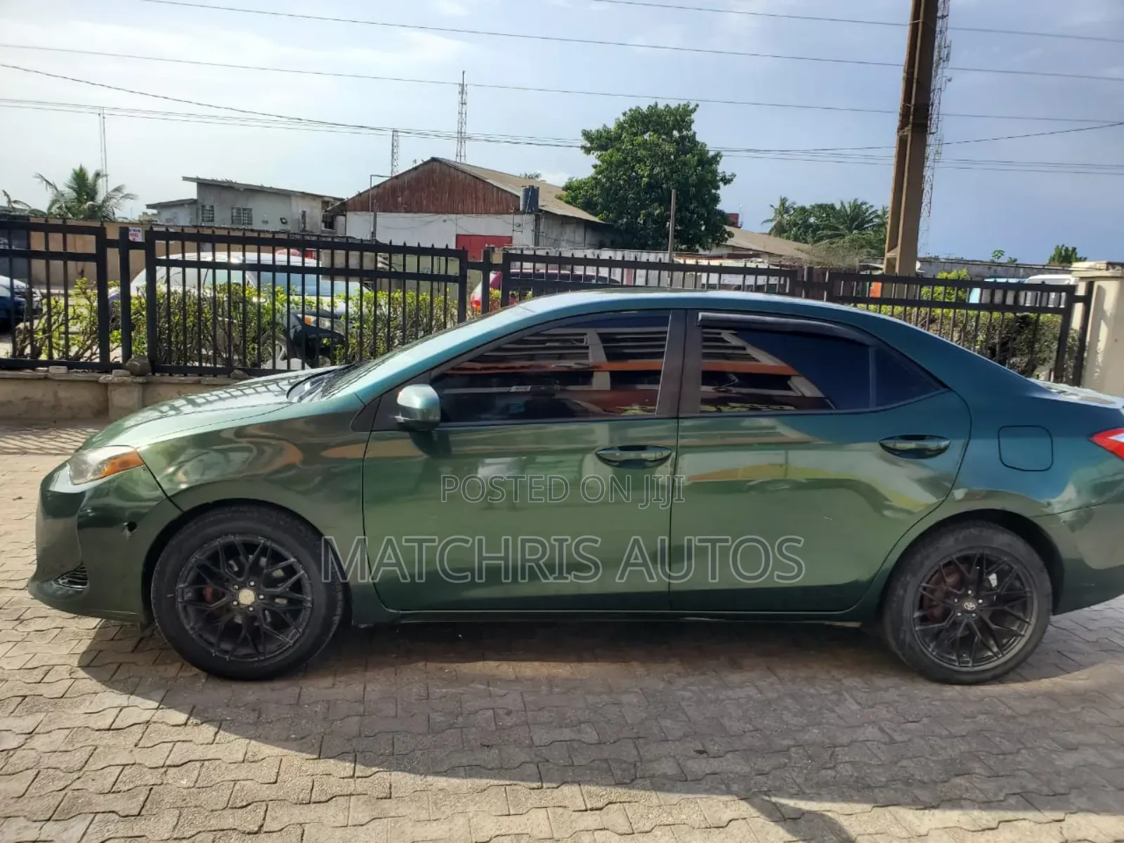 Toyota Corolla LE Eco Premium 4dr Sedan (1.8L 4cyl CVT) 2015 Green