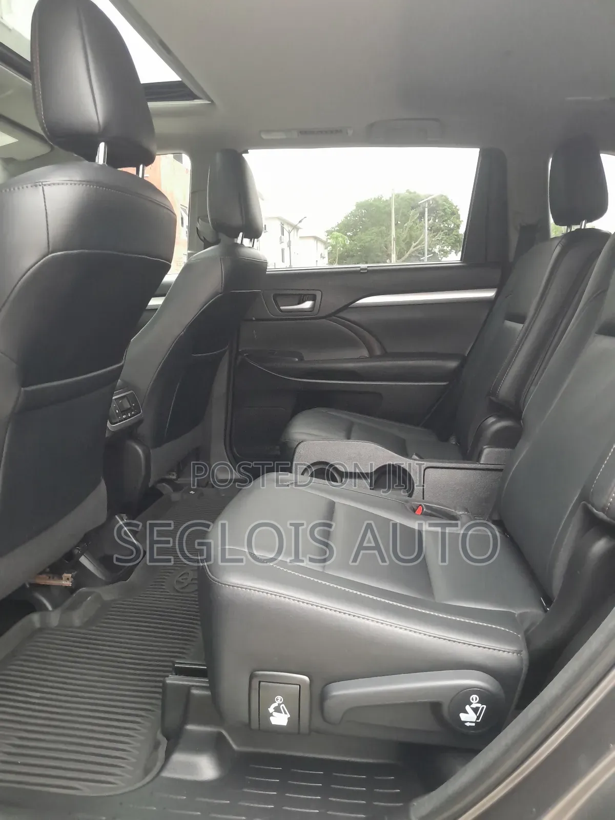 Toyota Highlander 2017 Brown