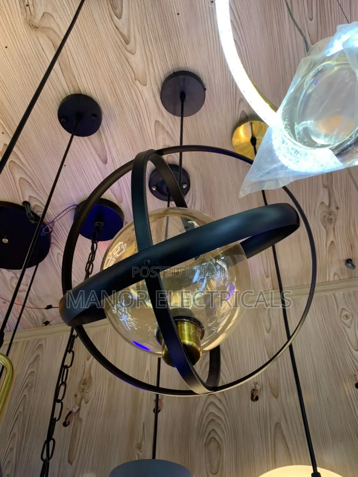 Stylish X-Orvit Vintage Light With Glass Shade – 1 Bulb Pendant