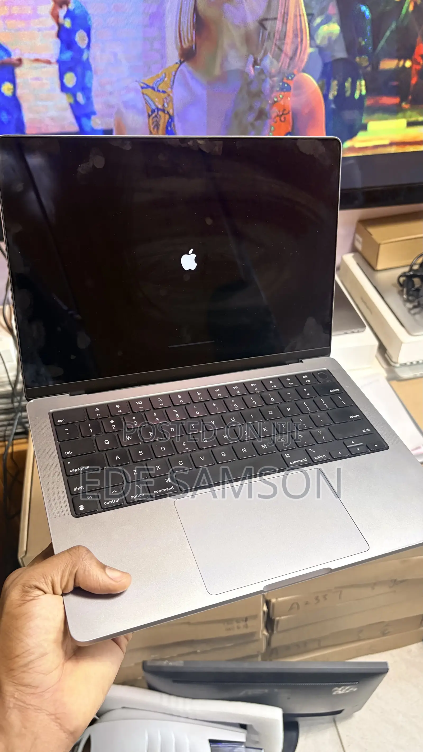 Laptop Apple MacBook Pro 2021 M1 16GB Apple M1 Pro SSD 1T