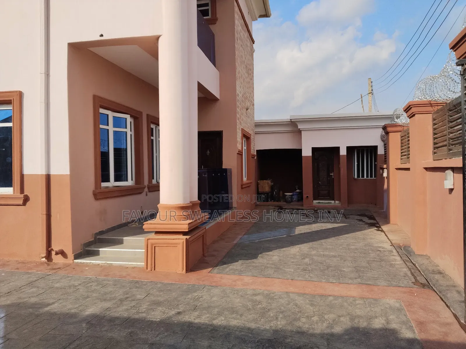 2bdrm Apartment in Magboro, Obafemi-Owode for rent
