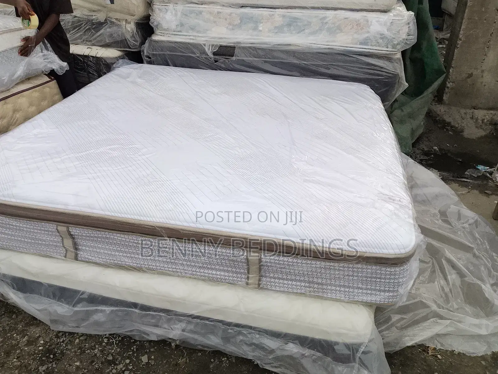 Order for Your Affordable Canadian Mattresses Get 1 Pillow