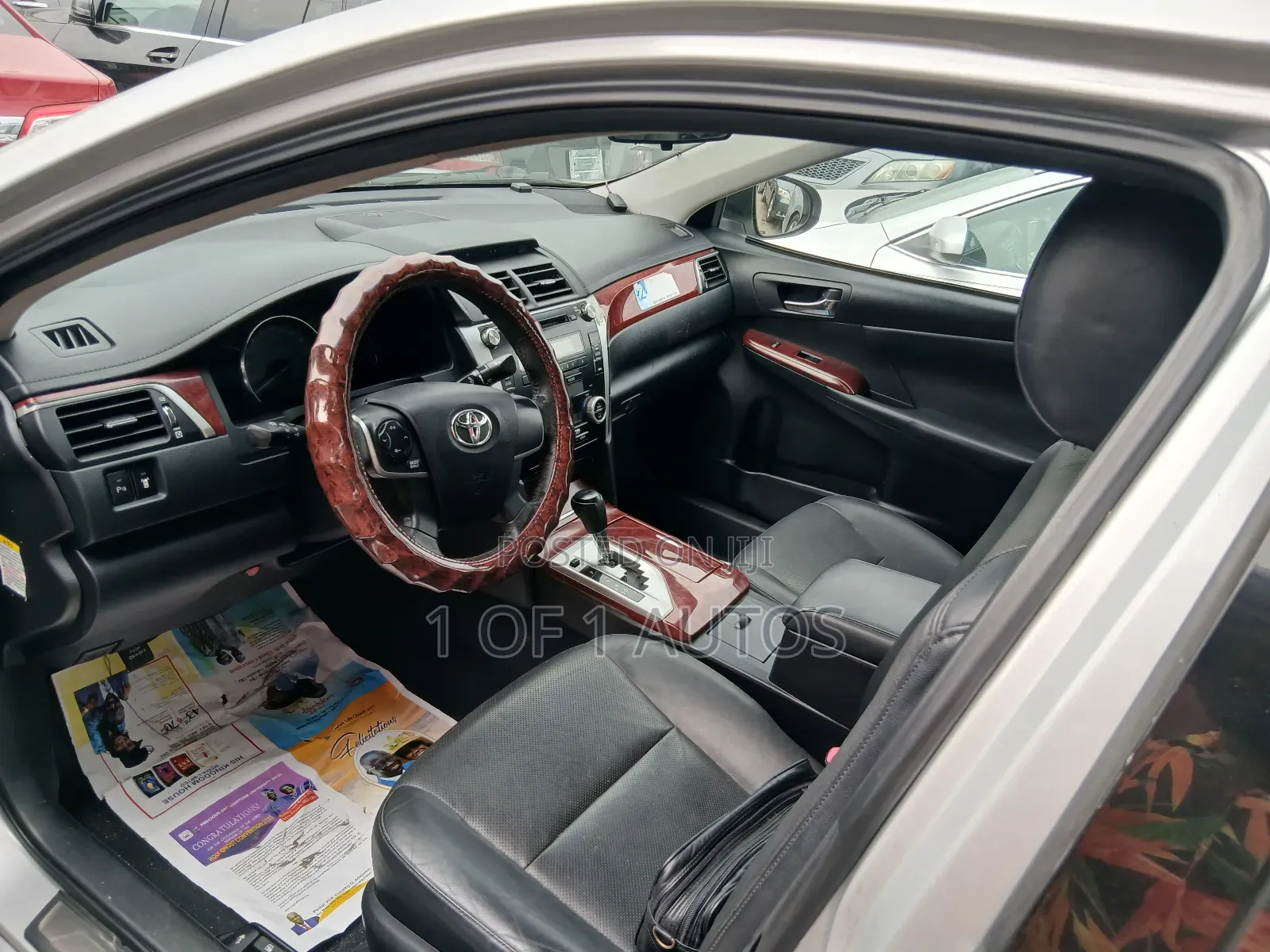 Toyota Camry XLE 4dr Sedan (2.5L 4cyl 6A) 2012 Silver