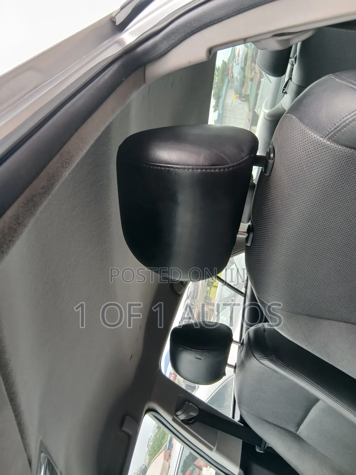 Toyota Camry XLE 4dr Sedan (2.5L 4cyl 6A) 2012 Silver